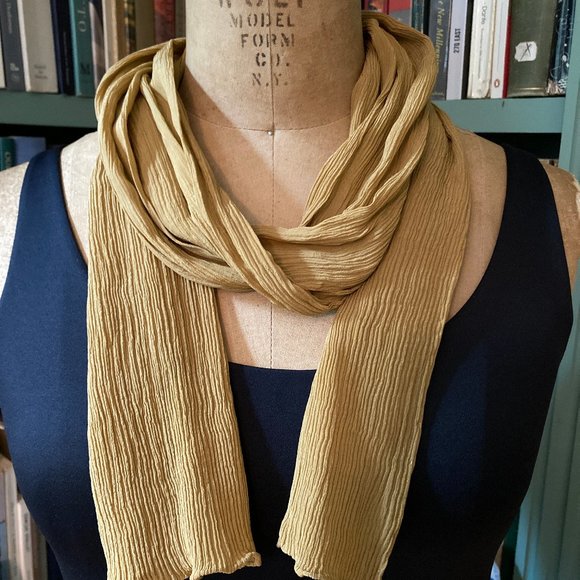 Vintage Crepe Mustard/Gold Oblong Scarf - Picture 2 of 7